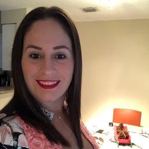 Meet your Posher, Yanitza